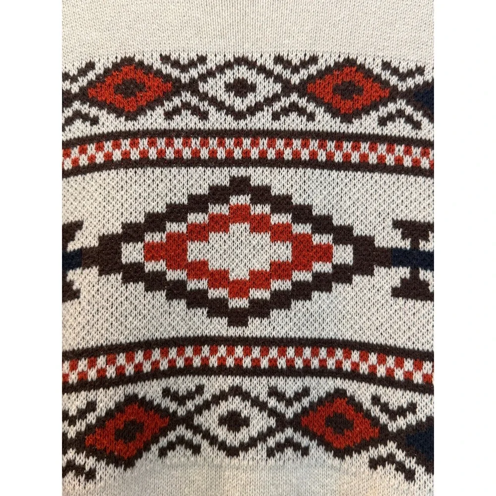 Frye and Co. Cream Red Aztec Pattern‎ Crew Neck Long Sleeve Knit Sweater